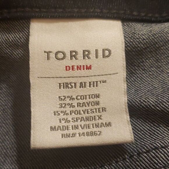 Torrid Denim At First Fit Skinny Jeggings Size 24 Regular NEW - Picture 4 of 5